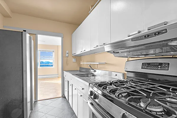 Sold by Level Group | media 5