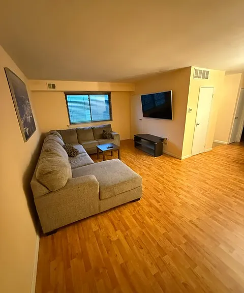 9921 Bustleton Ave #10 — Photo 5