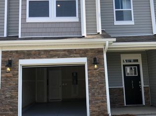 313 Sudduth Farms Dr, Greer, SC 29650