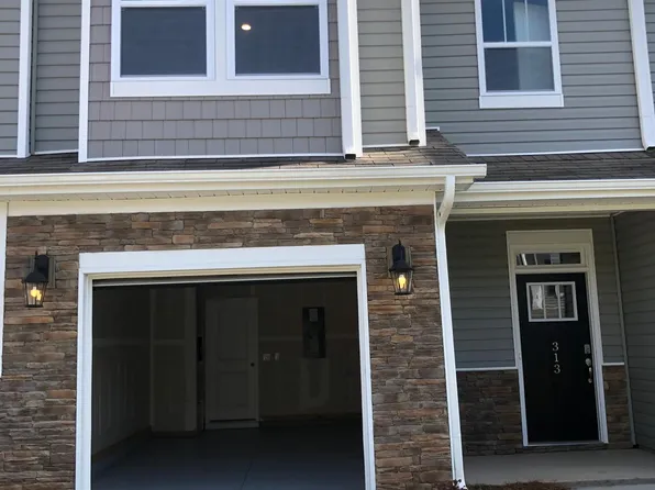 313 Sudduth Farms Dr, Greer, SC 29650