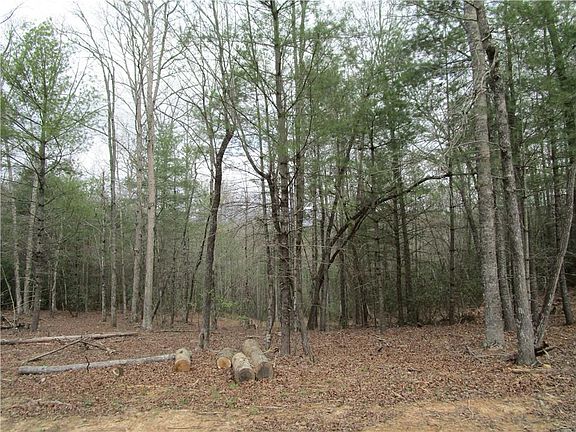 2nd image of E New Hope Rd