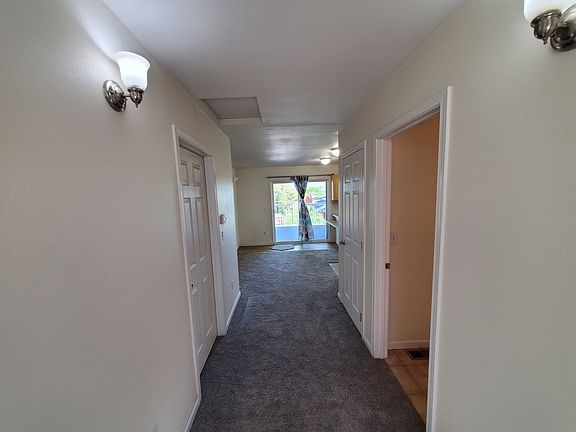5th image of 705 SE Scenic View Dr Floor 2