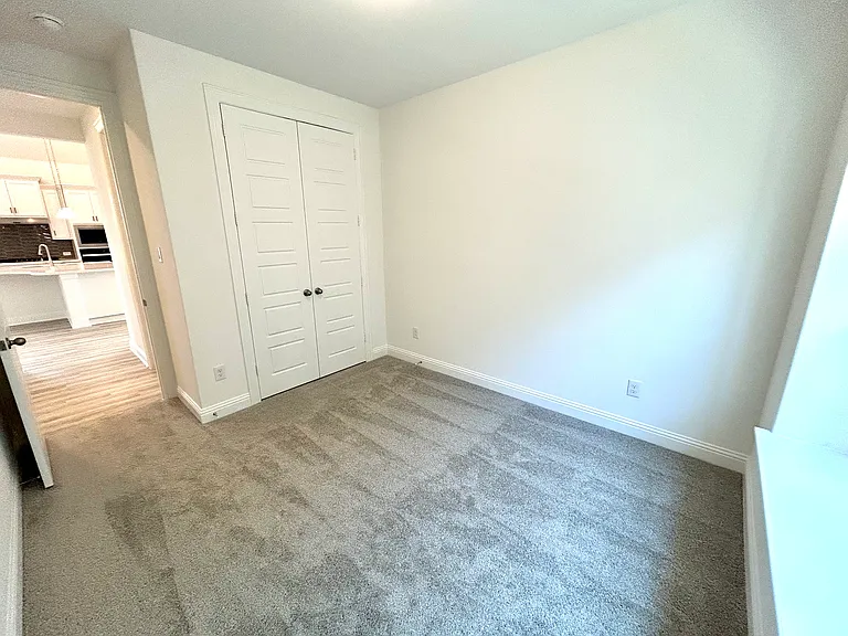 614 Morning Light Ln — Photo 28