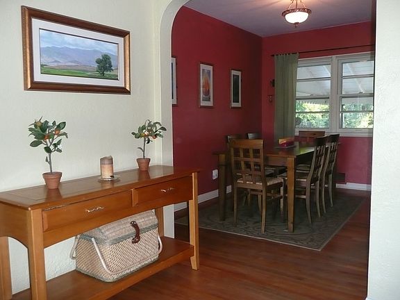 Entry and Dinning