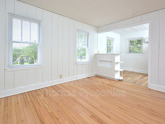 4th image of 3701 1/2 Turrentine St