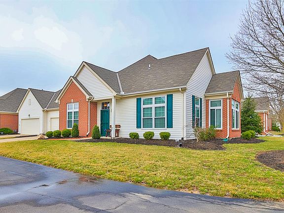 2nd image of 3801 Sandtrap Cir