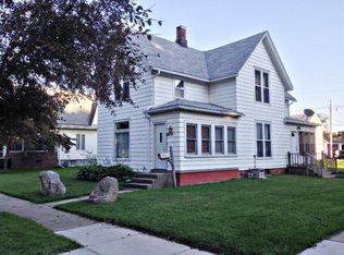 702 Jefferson St, Valparaiso, IN 46383