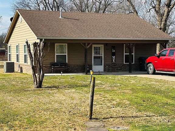 2nd image of 507 Independence St