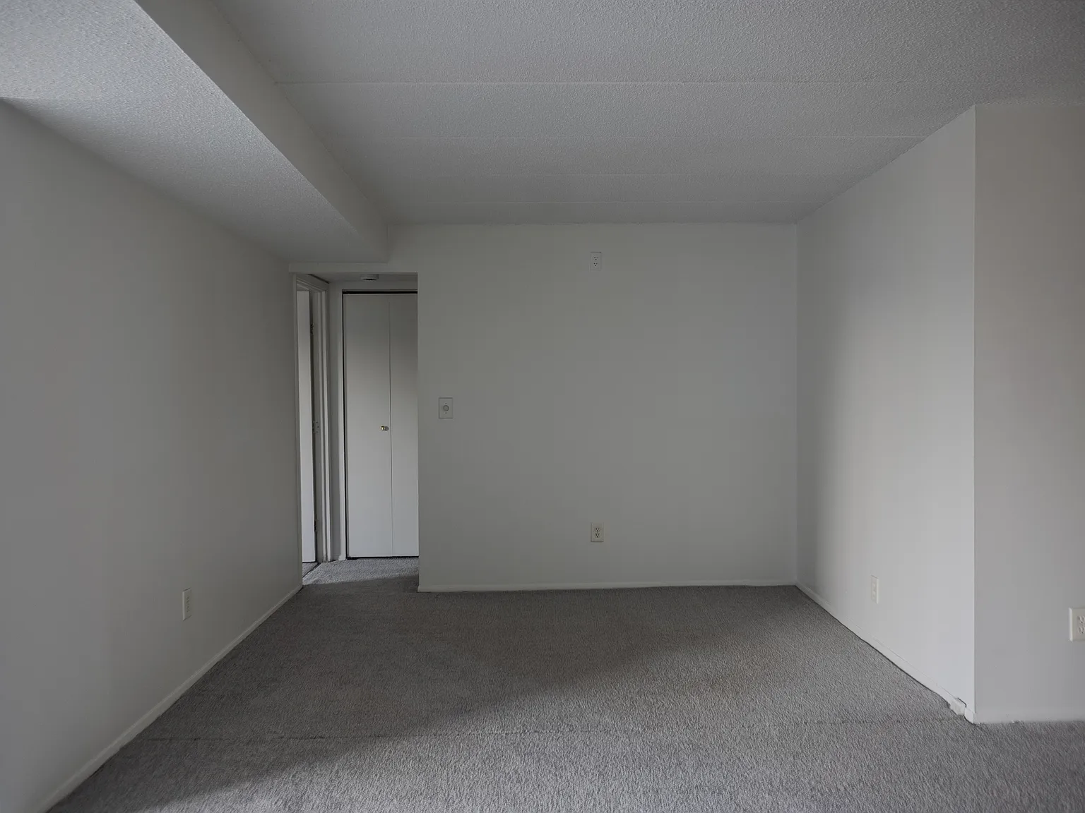 2440 Noble Road #208 - 1 — Photo 3