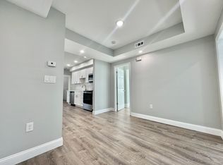 20 Lakewood St APT 3R, Worcester, MA 01603