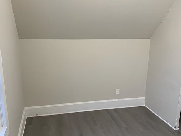 1419 Geneva St, Racine, WI 53404