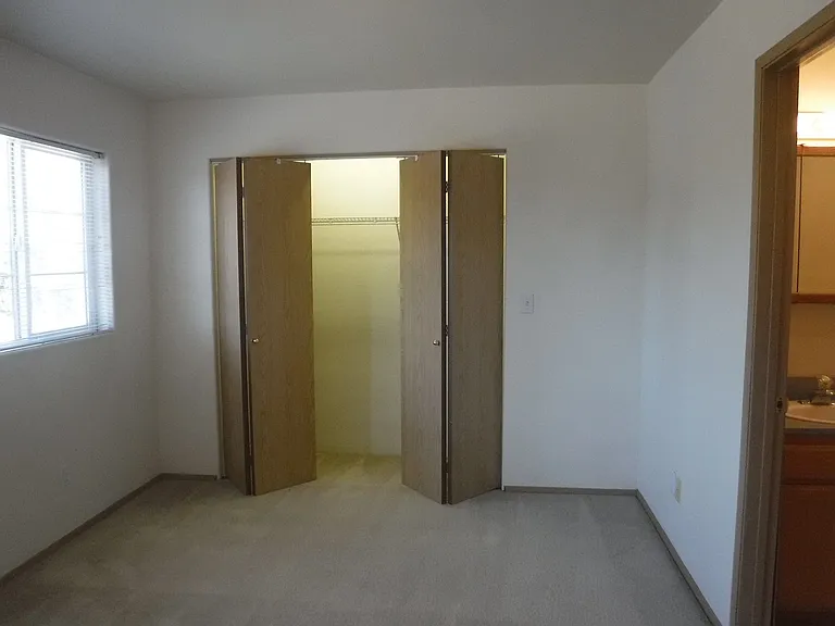 2332 NE Ocker Dr #3 — Photo 9