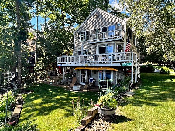 3rd image of 136 Black Brook Road