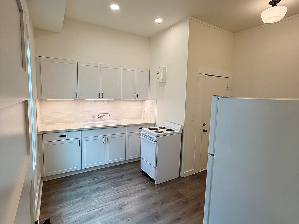 1st image of 1911 N Kilpatrick St APT 10
