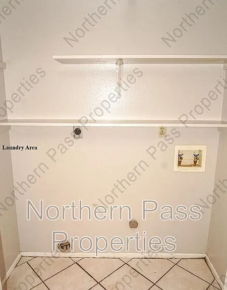 244 Mardi Gras Dr — Photo 24