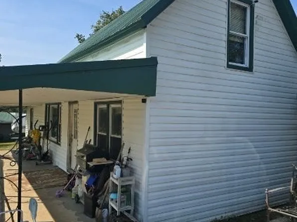 20632 Seals Rd, Versailles, MO 65084