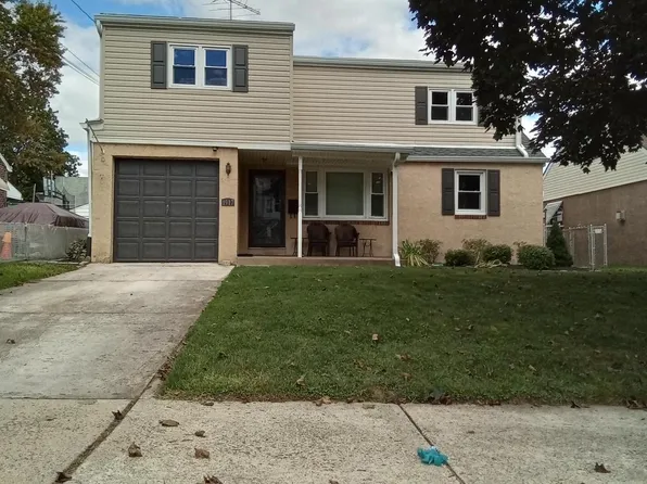 1917 Griffith St, Philadelphia, PA 19111