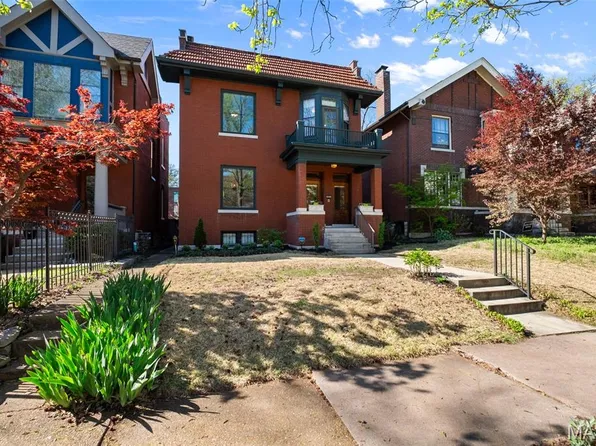 6046 Westminster Pl, Saint Louis, MO 63112