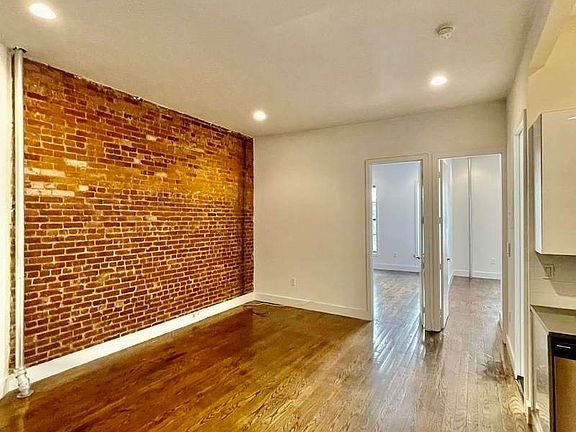 4th image of 1039 Bedford Ave #D3