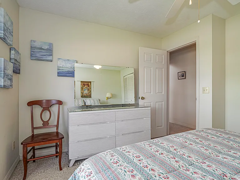 847 Lake Orchid Cir — Photo 21