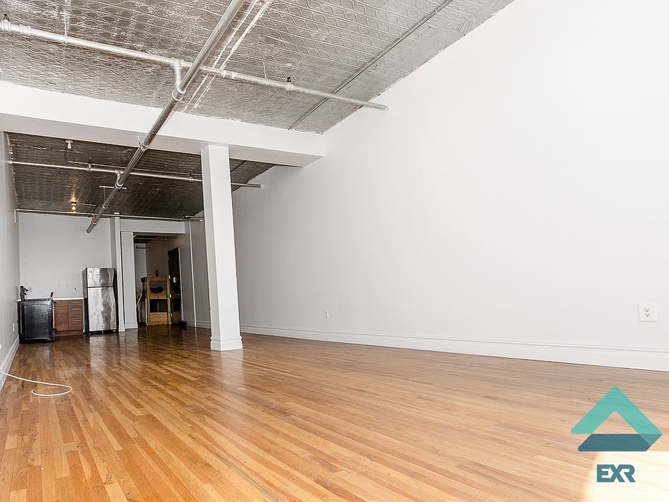 2nd image of 1087 Flushing Ave #304KF