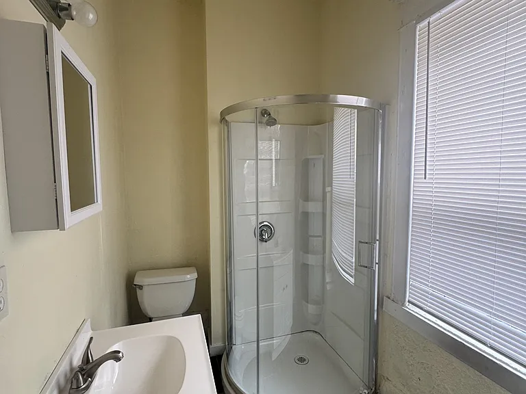 742 N 300 W — Photo 5