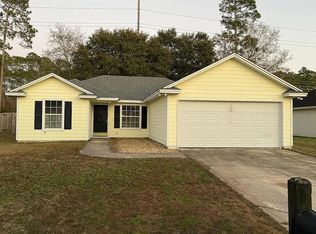 329 Hallowes Dr, Saint Marys, GA 31558