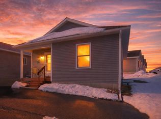 1040 Umber Dr, Traverse City, MI 49696