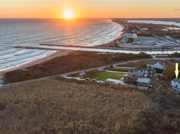 14 Knowles Ave, Westerly, RI 02891