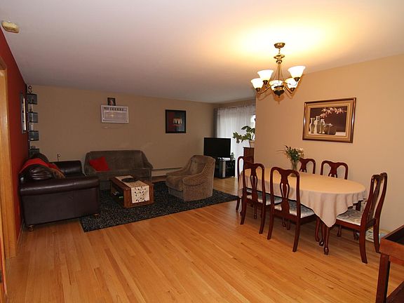 2nd image of 3151 Paris Ave APT 208