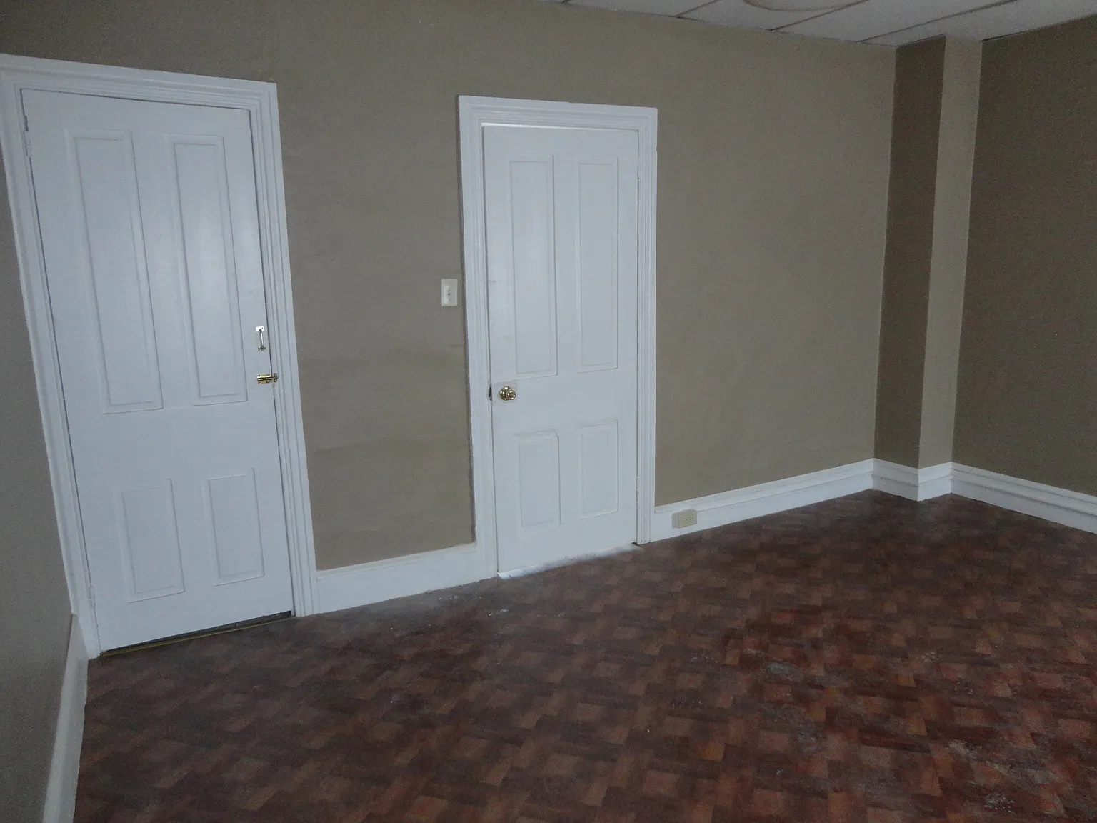 2 bed, 1000 sqft, $1,195 — Photo 3
