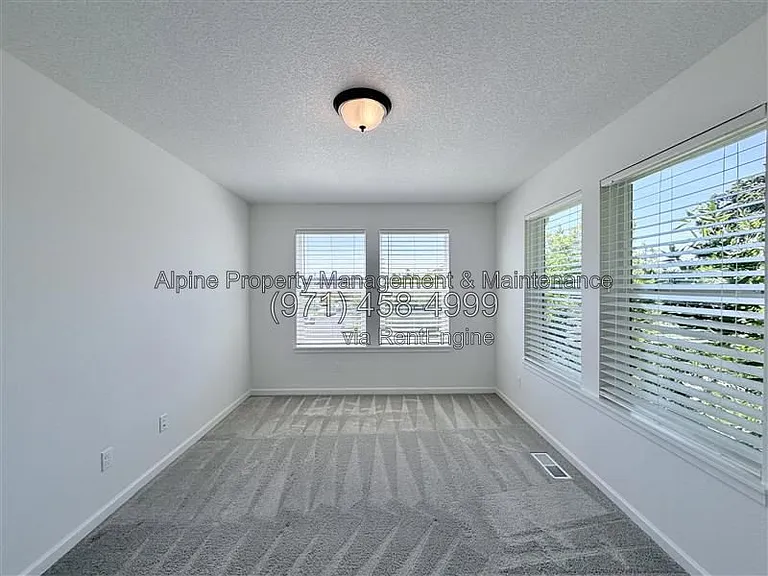 7226 SE Blanton St — Photo 27