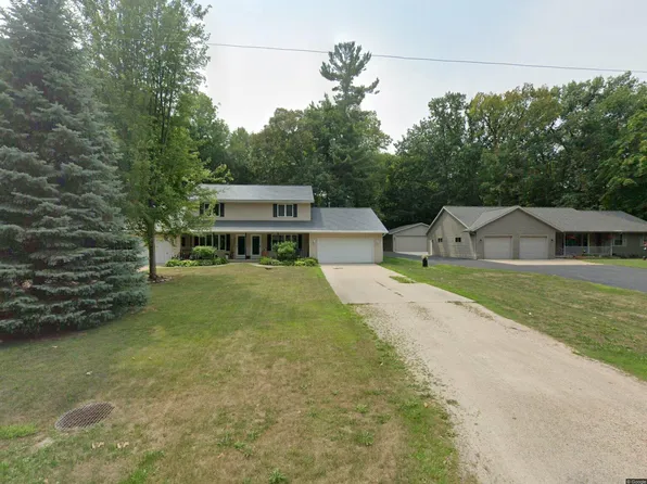 6226 Tielens Rd, Luxemburg, WI 54217