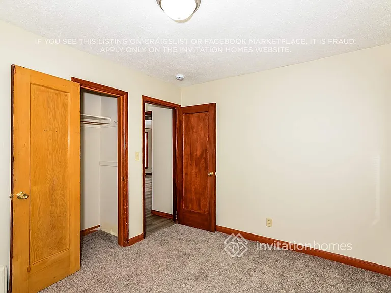 3729 Noble Ave N — Photo 13