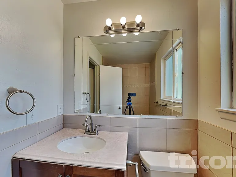 5936 S Independence St — Photo 10