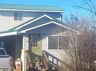 523 3rd St E, Roundup, MT 59072