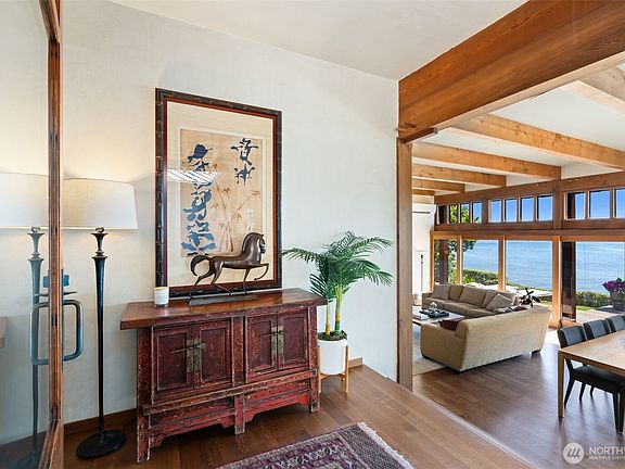 4th image of 16223 Reitan Road NE