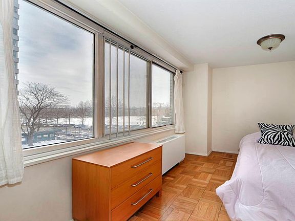 5th image of 3333 Henry Hudson Pkwy APT 3L