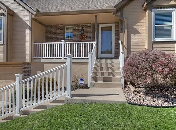 2nd image of 3308 S Gateway Dr