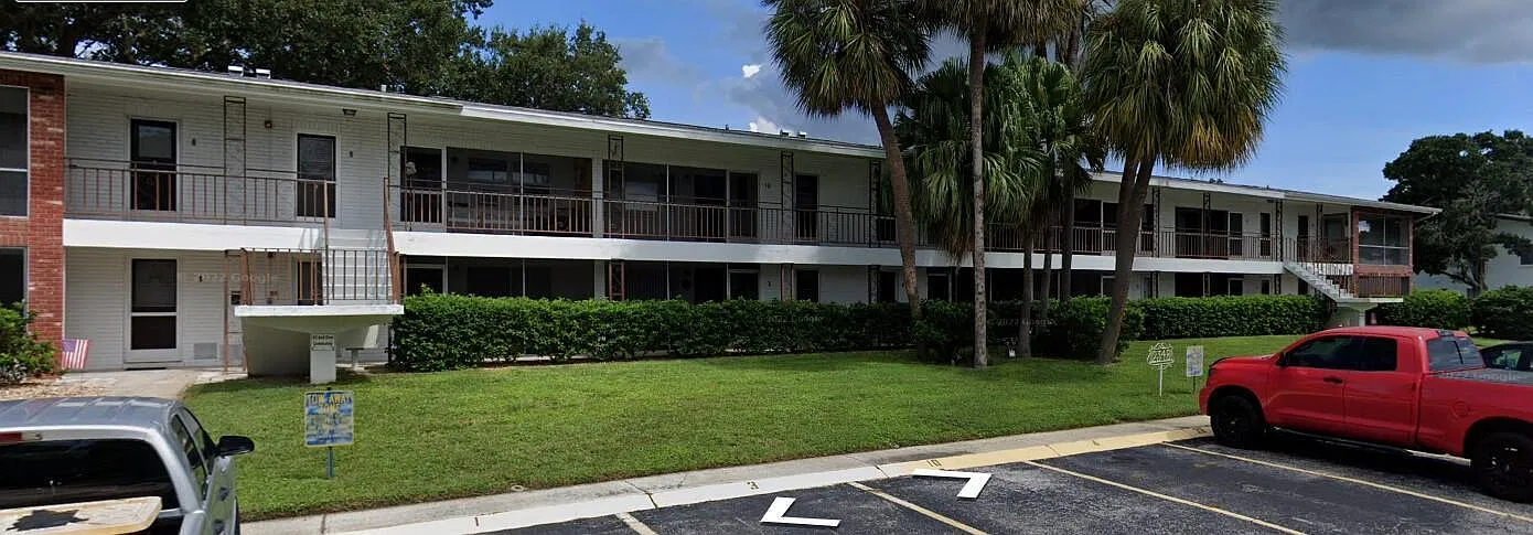 2 bed, 1.0 bath, 913 sqft, $1,500 — Photo 3