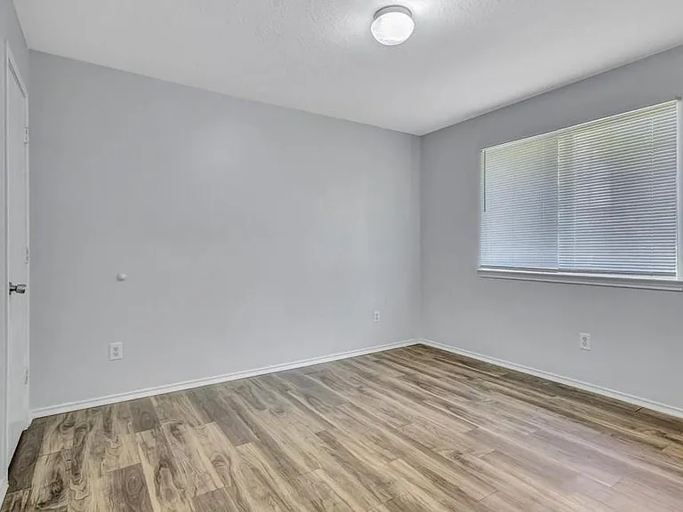 2927 Cypress Island Dr — Photo 22