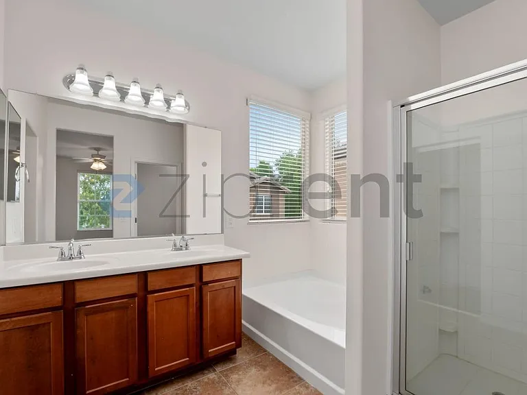 4028 E Tulsa St — Photo 20