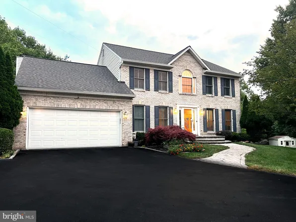 8259 Spring Branch Ct, Laurel, MD 20723