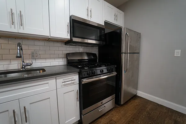 Rented by Haven Group Real Estate, LLC | media 10