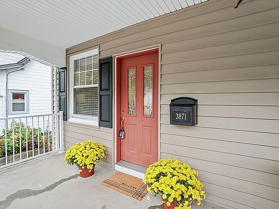 4th image of 3871 Isabella Ave