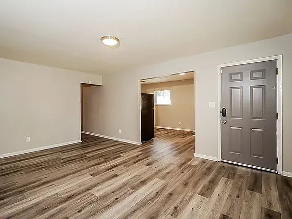 3135 Ralston Ave — Photo 5