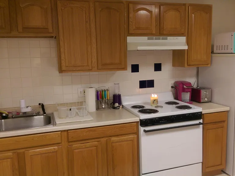 525 Newbury St #B1 — Photo 1