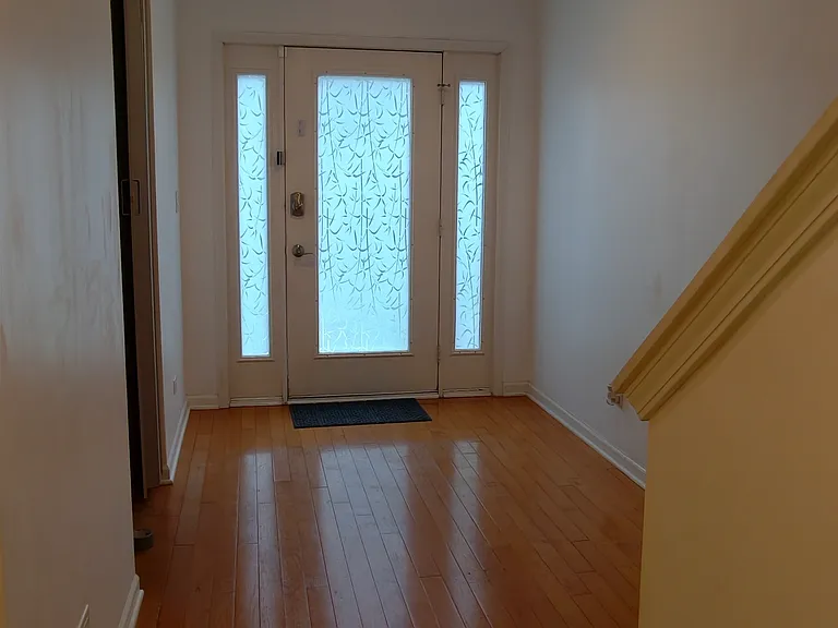 1st floor entrance