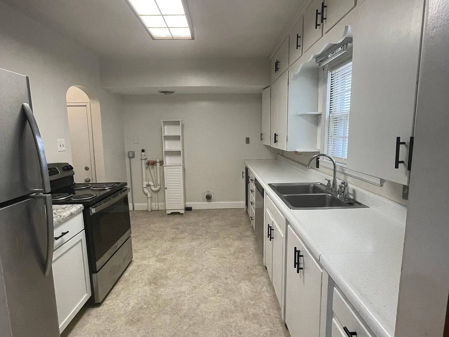 2727 SW 21st St - Single Family Home — Photo 4