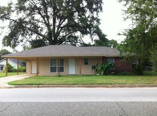 116 W Redbud St, Gilmer, TX 75644